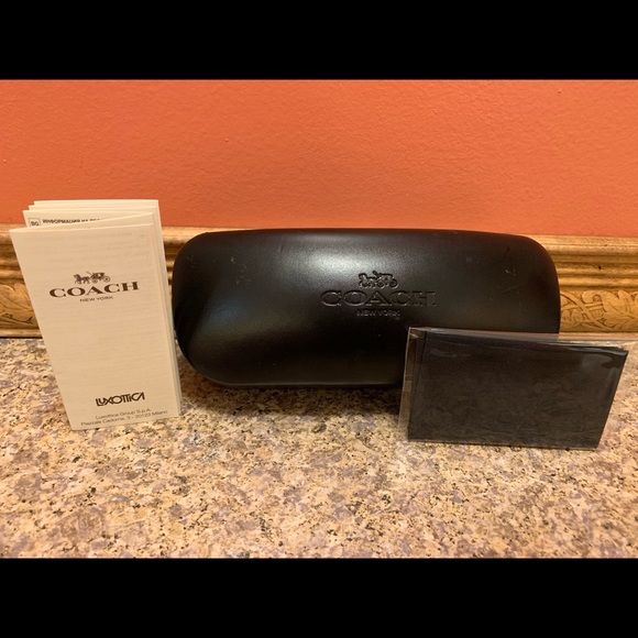 COACH SUN GLASSES ! NEW CONDITION! ! - Picture 8 of 8